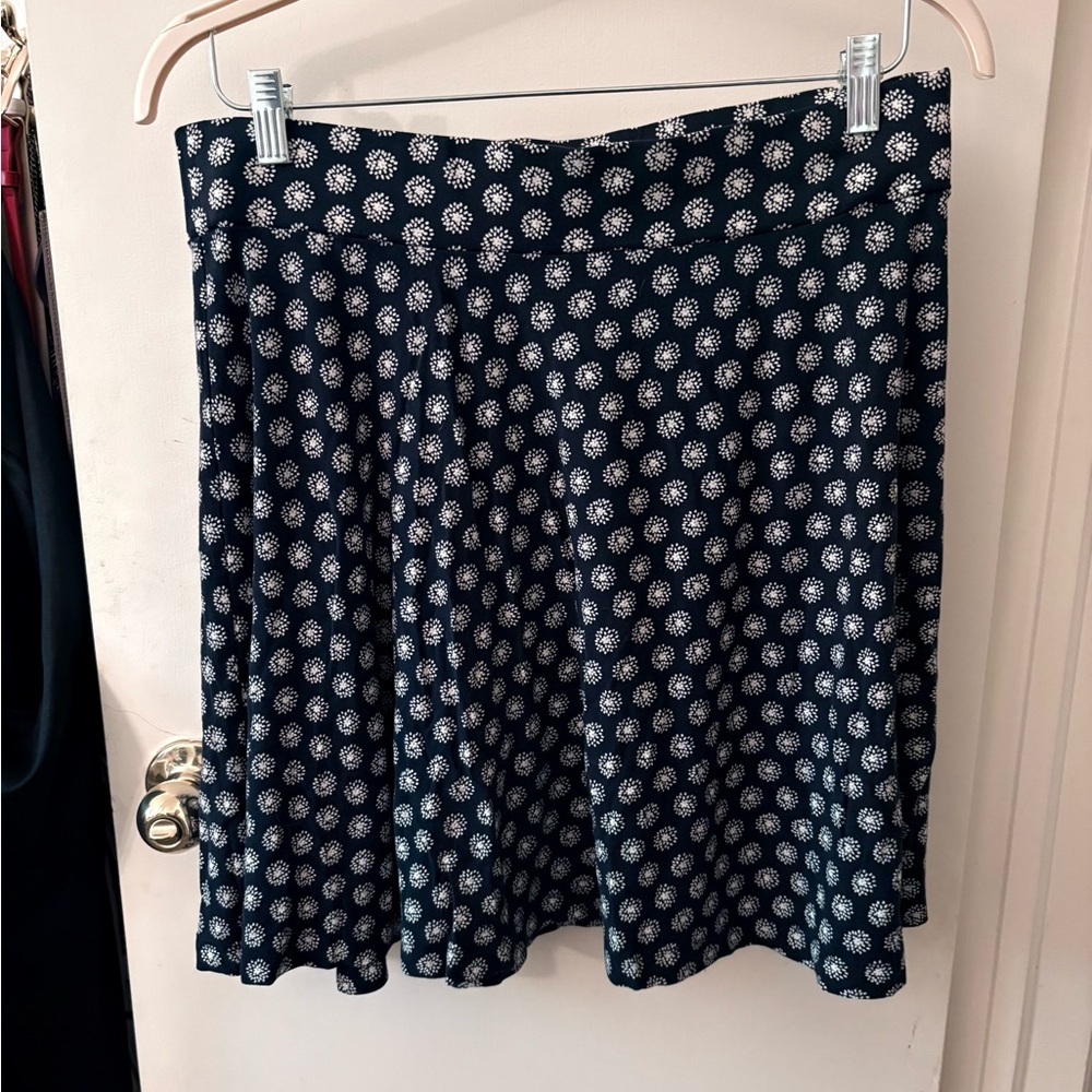 LOFT Navy and Cream Skater Skirt